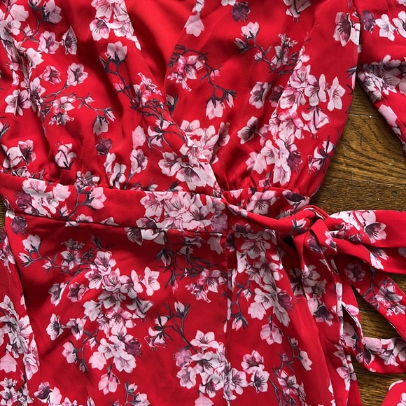 NWT Fame & Partners Evelyn floral wrap dress - Picture 8 of 13